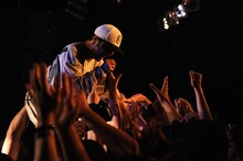 SHADOWS「SELL'EM ALL TOUR」東京・LIQUIDROOM公演の様子。（Photo by MASANORI  FUJIKAWA）