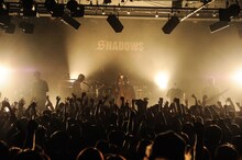 SHADOWS「SELL'EM ALL TOUR」東京・LIQUIDROOM公演の様子。（Photo by MASANORI  FUJIKAWA）