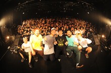 SHADOWS「SELL'EM ALL TOUR」東京・LIQUIDROOM公演の様子。（Photo by MASANORI  FUJIKAWA）