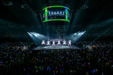 超特急（撮影：米山三郎、冨田望、西村廣起、山下陽子）