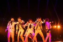 超特急（撮影：米山三郎、冨田望、西村廣起、山下陽子）