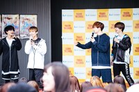 本日行われたEBiSSH「GO!!!」リリースイベントの様子。（写真提供：スターダストプロモーション）