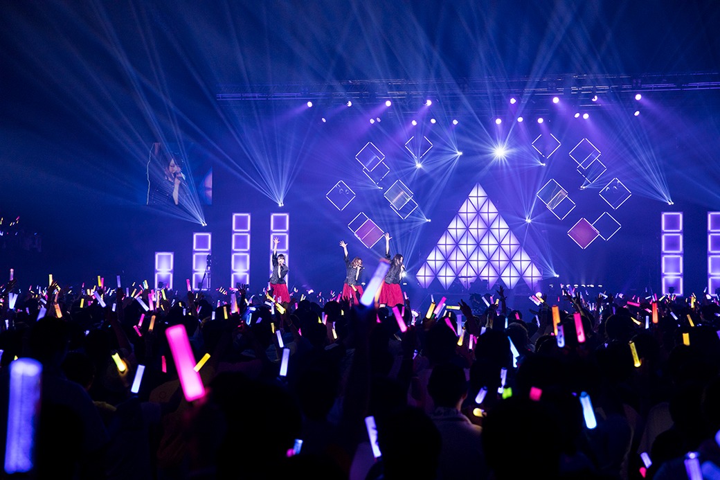 TrySail「LAWSON presents TrySail Second Live Tour "The Travels of TrySail"」千葉・幕張イベントホール公演の様子。