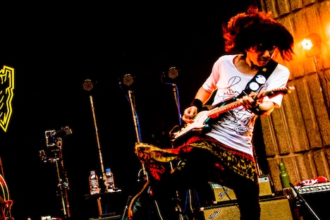 山田武郎（G）（撮影：浜野カズシ）