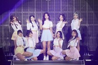 TWICE「TWICE 2ND TOUR 'TWICELAND ZONE 2 : Fantasy Park' IN JAPAN」埼玉・さいたまスーパーアリーナ公演の様子。（撮影：田中聖太郎写真事務所）
