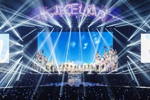 TWICE「TWICE 2ND TOUR 'TWICELAND ZONE 2 : Fantasy Park' IN JAPAN」埼玉・さいたまスーパーアリーナ公演の様子。（撮影：田中聖太郎写真事務所）