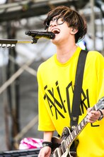 田邊駿一（BLUE ENCOUNT）