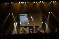 SURFACE「Re:Attraction」の様子。