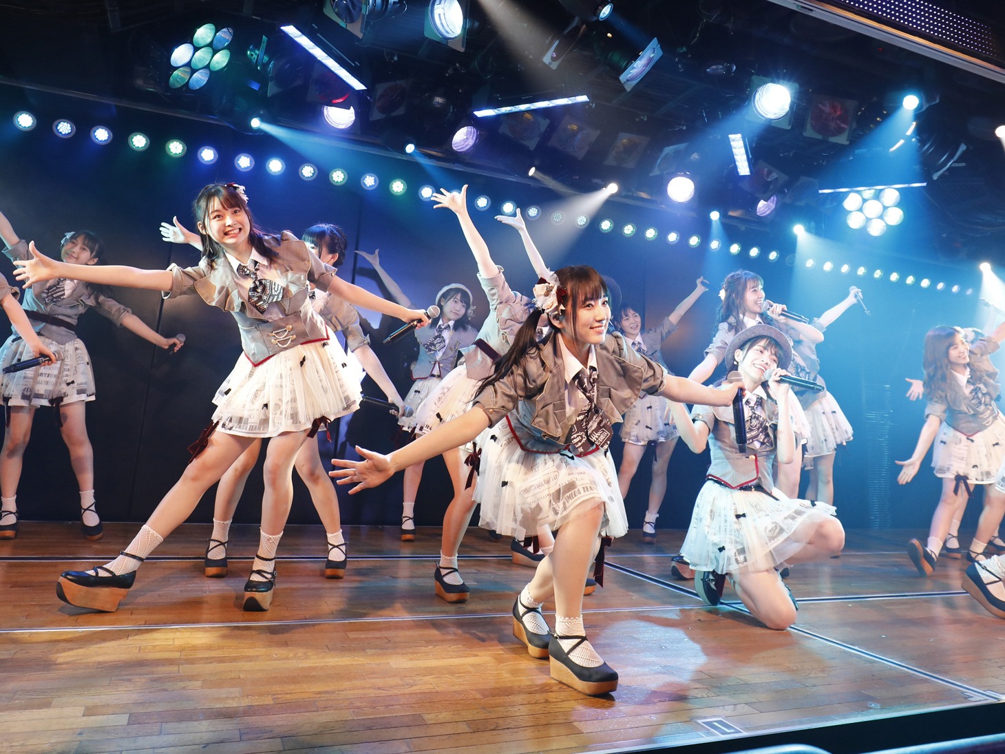 AKB48チームB「ただいま恋愛中」公演の様子。 (c)AKS