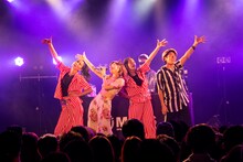 「MAY'S LIVE TOUR 2018 "FUN & JOY"」の最終公演の様子。（Photo by yuri ito）