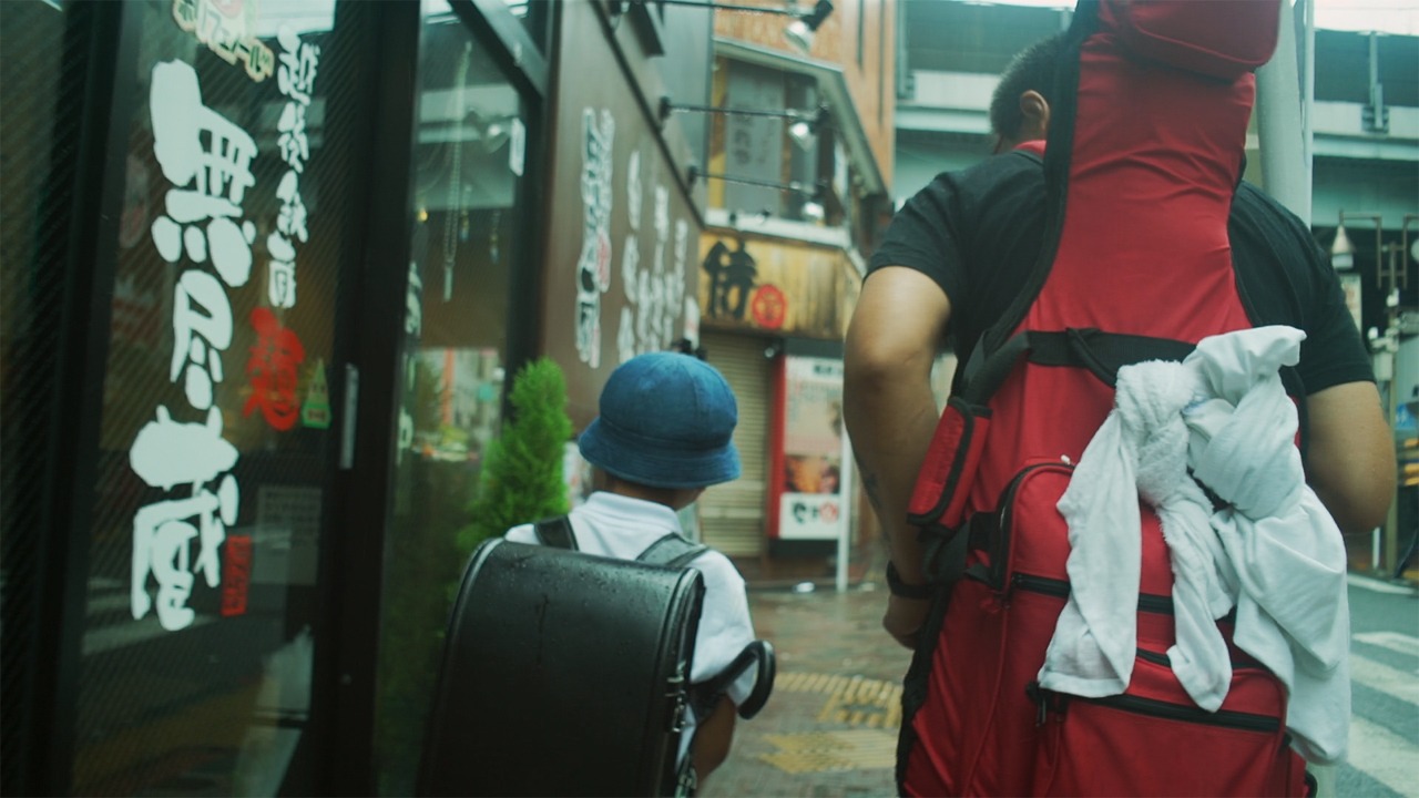 映画「MOTHER FUCKER」のワンシーン。(c)2017 MFP All Rights Reserved.