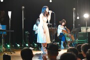 上野優華「ACOUSTIC LIVE TOUR 2018 ~Song with You~」東京・全電通労働会館公演の様子。(写真提供:キングレコード)