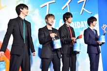 左から高杉真宙、佐野玲於、中川大志、横浜流星。