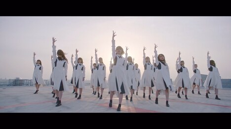 けやき坂46「期待していない自分」のワンシーン。