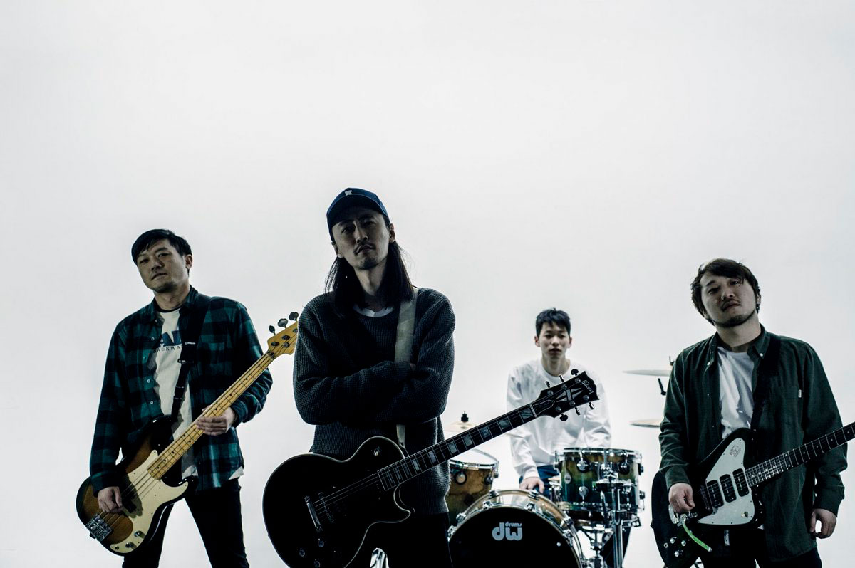 HOLLOW SUNS