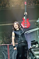 J（B）（写真提供：（株）LUNA SEA）