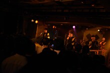 有頂天「カラフルメリィ帰還の予感 ワンマンライブ」の様子。