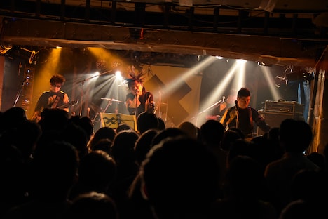 有頂天「カラフルメリィ帰還の予感」の様子。