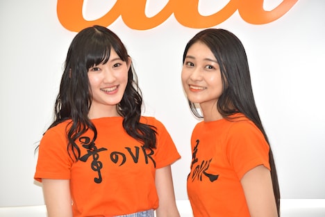 左から川村文乃、和田彩花。