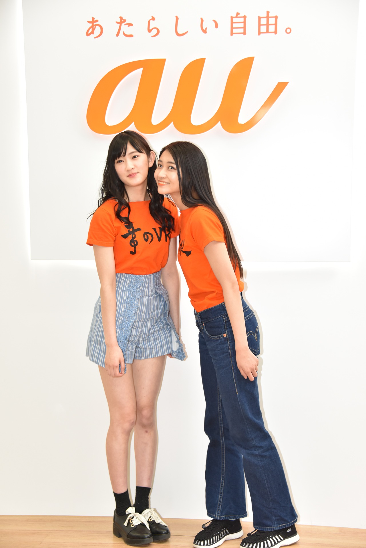 左から川村文乃、和田彩花。