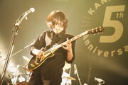 古賀隼斗(G, Cho / KANA-BOON)(撮影:山川哲矢)