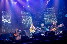 「04 Limited Sazabys 10th Anniversary Live」愛知・日本ガイシホール公演の様子。（撮影：ヤオタケシ）