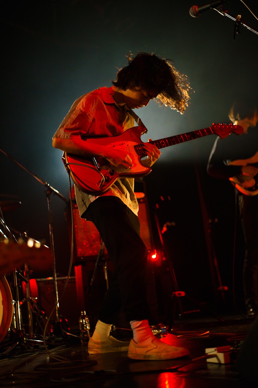 Nobuki Akiyama（Vo, G）（Photo by Brett Davis）