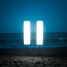 FINLANDS「BI」ジャケット