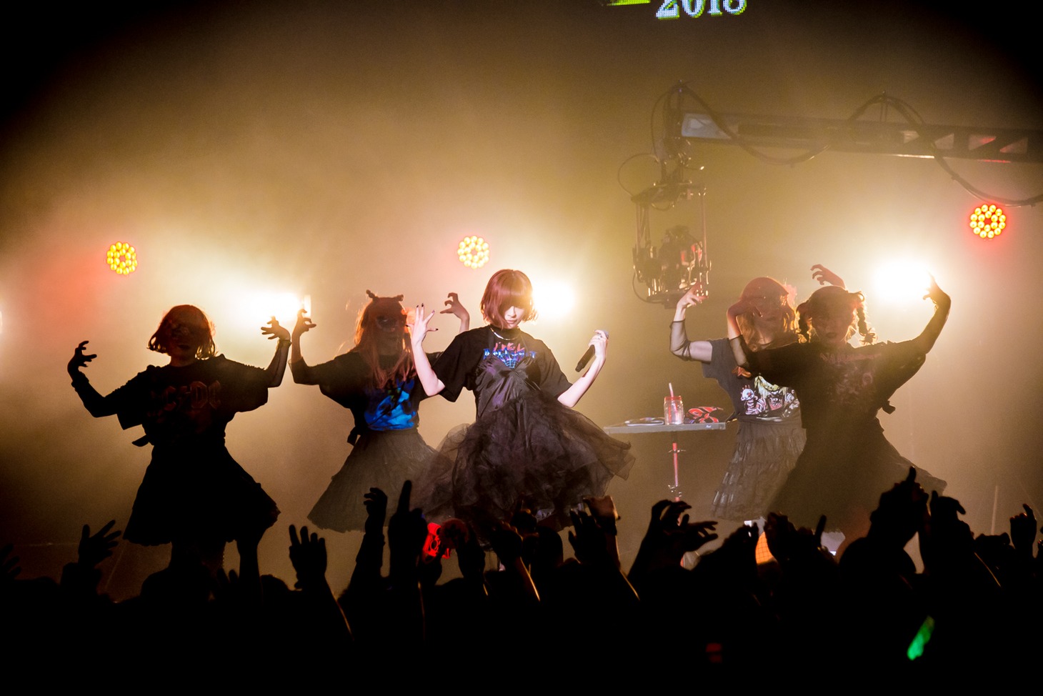 きゃりーぱみゅぱみゅのライブの様子。