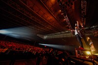 FLOW（撮影：西槇太一）