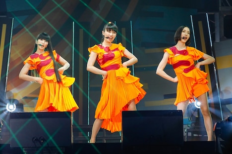 Perfume(撮影:上山陽介)