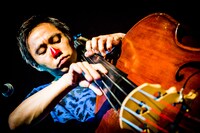 H ZETT NIRE（B）（撮影：西岡浩記）