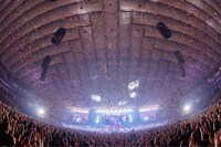 安室奈美恵「namie amuro Final Tour 2018 ～Finally～」東京ドーム公演の様子。