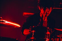 伊藤彬彦（Dr）（Photo by Taichi Nishimaki）