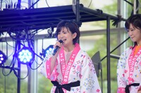 緊張しながら挨拶する新人の並木万里菜アナウンサー。