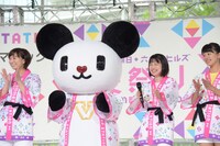 ゴーちゃん。としゃべるタイミングがかぶってしまった弘中綾香アナウンサー（右から2番目）。