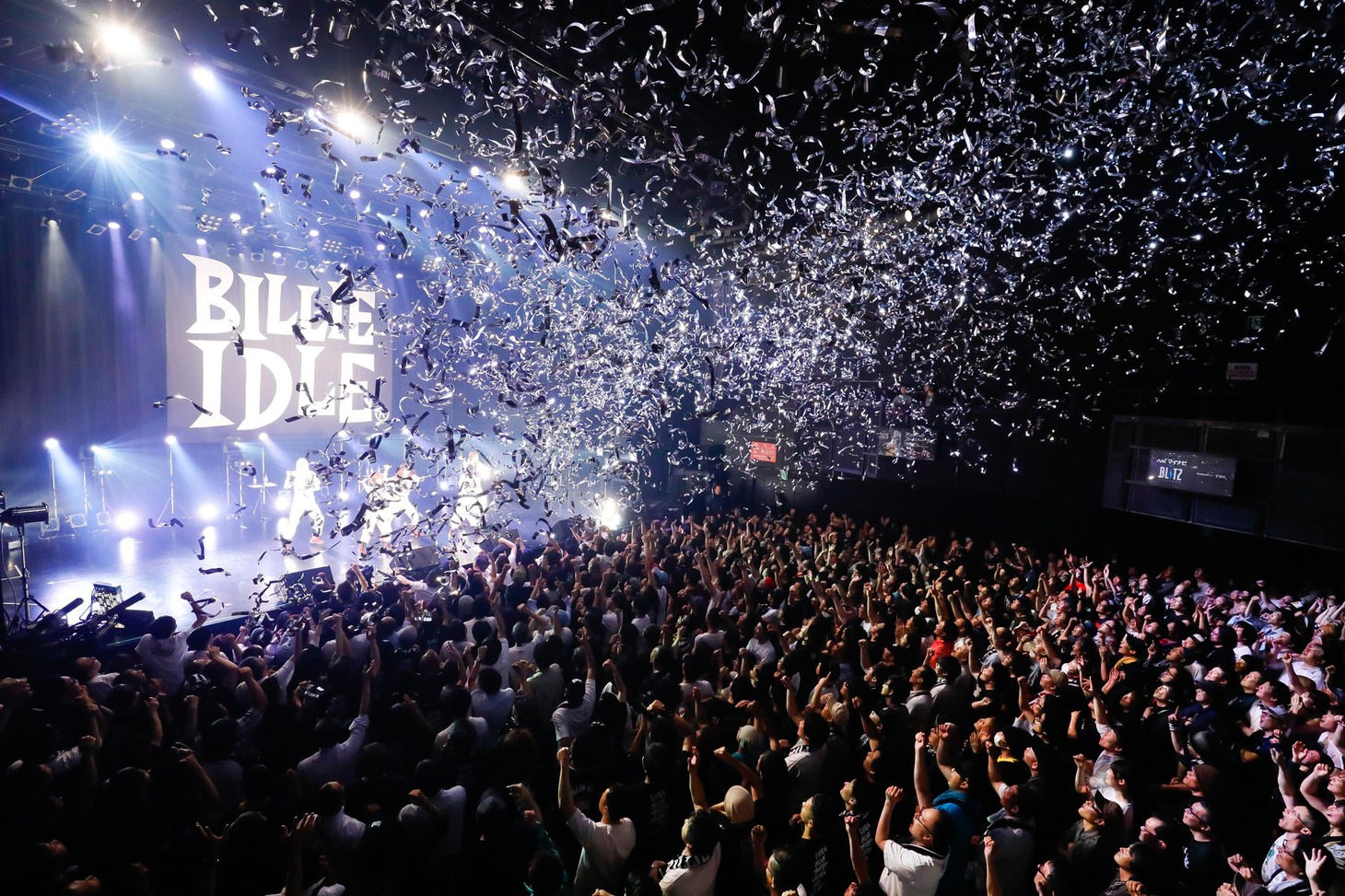 「BILLIE IDLE live show WELCOME TO BILLIE IDLE」の様子。（写真提供：オツモレコード）