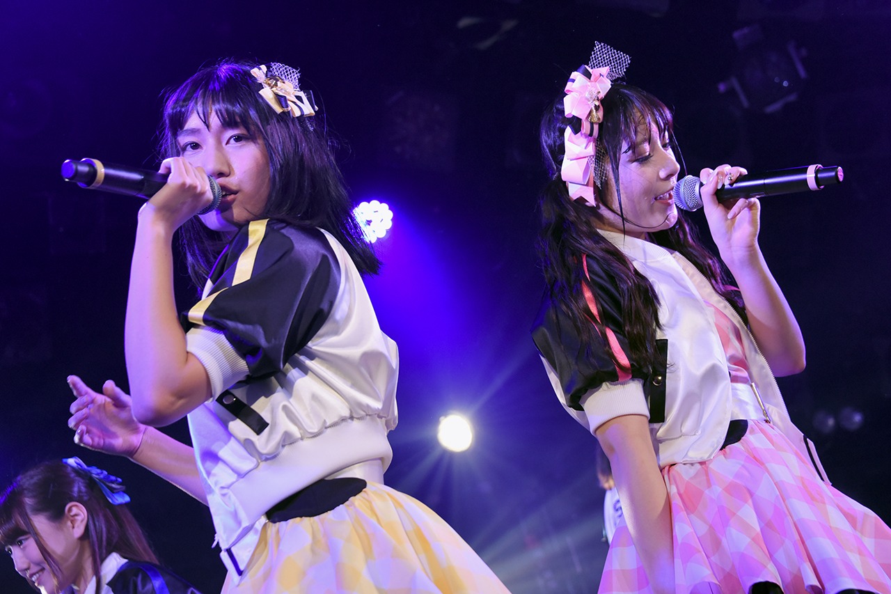 左から小嶋凛、巴奎依。