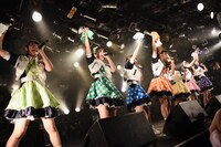 タオルを振り回すA応P。