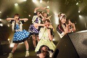 「A応P 2nd LIVE TOUR 2018 アニメがなくちゃ戦えない！」東京・渋谷CLUB QUATTRO公演の様子。
