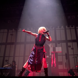 Reol、新たな門出で21曲熱唱「創作意欲が尽きない限り、どこまでも進んでいく」