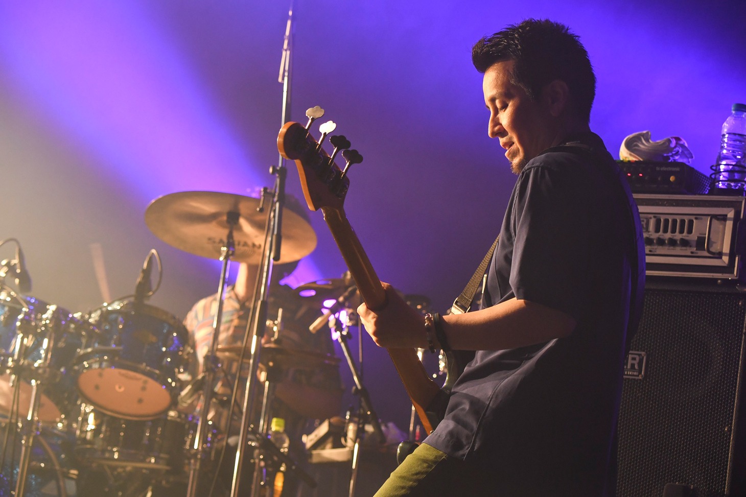山田貴洋（B, Vo）（Photo by TEPPEI）