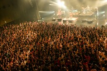 ASIAN KUNG-FU GENERATION「ASIAN KUNG-FU GENERATION Tour 2018『BONES & YAMS』」東京・Zepp DiverCity TOKYO公演の様子。（Photo by TEPPEI）