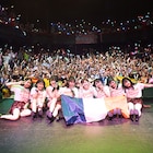 アンジュルム、初海外公演をパリで開催!中西香菜のバースデーサプライズも