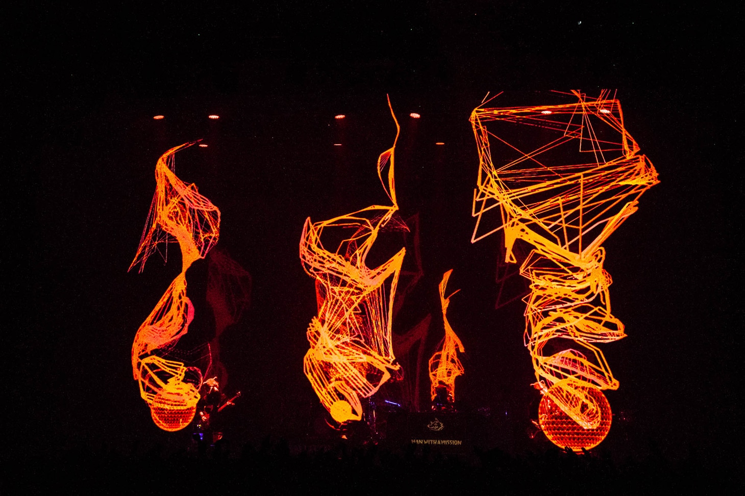 MAN WITH A MISSION「SOUND & VISION X Presents MAN WITH A MISSION "Chasing the Horizon" Special Live」の様子。（Photo by Daisuke Sakai[FYD Inc.]）