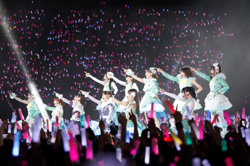 Aqours「ラブライブ！サンシャイン!! Aqours 3rd LoveLive! Tour ～WONDERFUL STORIES～」埼玉・メットライフドーム公演の様子。