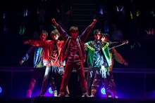 超特急（撮影：米山三郎、深野輝美、山下陽子）