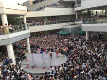 DA PUMP「U.S.A.」リリース記念イベントの様子。（写真提供：エイベックス・エンタテインメント）