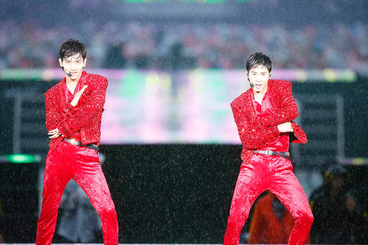 東方神起 日産スタジアムに再び立つ 言葉で表せないくらいうれしい 3days完遂 ライブレポート 写真13枚 音楽ナタリー
