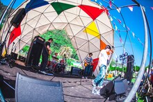 トリプルファイヤー（撮影：小杉歩）